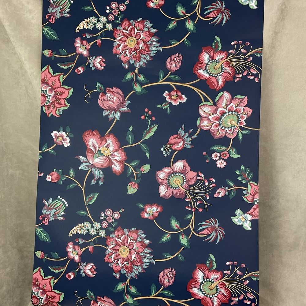 Vintage Waverly Jacobean floral wallpaper remnant 85” x 27”
